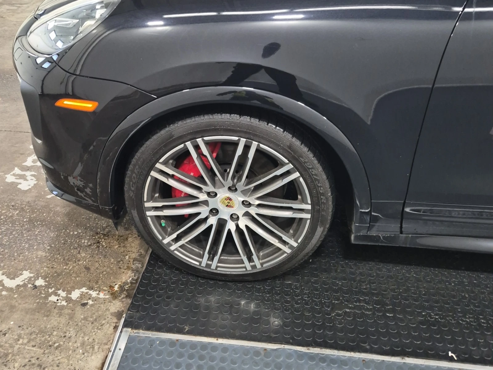 Porsche Cayenne * GTS * CARFAX * ЦЕНА ДО БГ, снимка 14 - Автомобили и джипове - 56138833