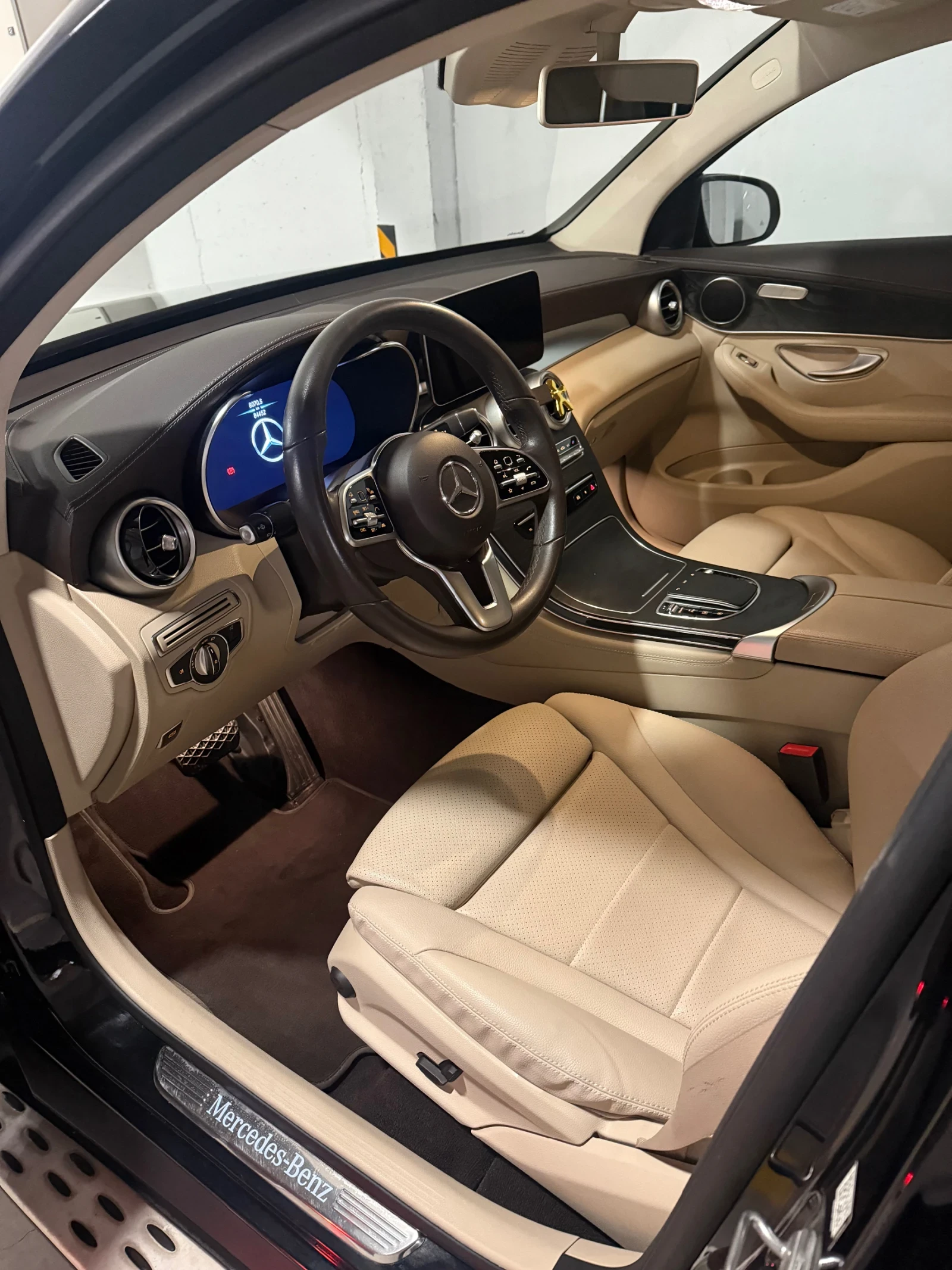 Mercedes-Benz GLC 220 220 CDI facelift, снимка 4 - Автомобили и джипове - 56647564