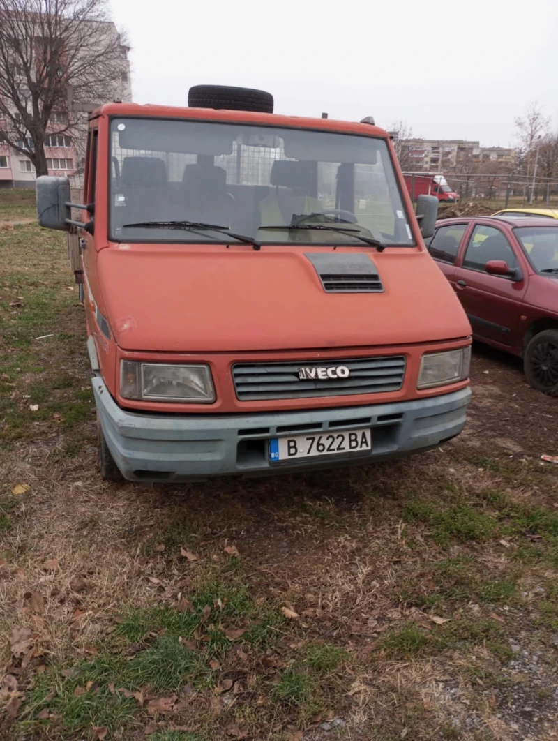 Iveco Daily, снимка 2 - Бусове и автобуси - 48196007