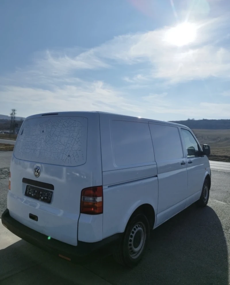 VW Transporter 1.9TDI 105hp, снимка 5 - Бусове и автобуси - 53224422