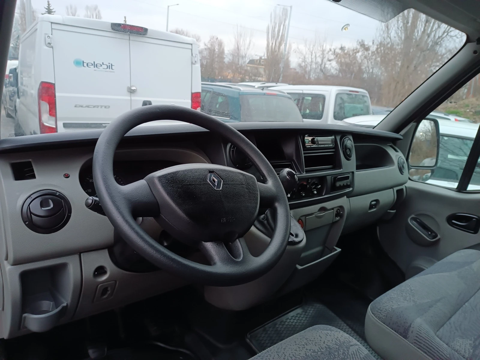 Renault Master 2.5dCI/6скорости/климатик - изображение 9