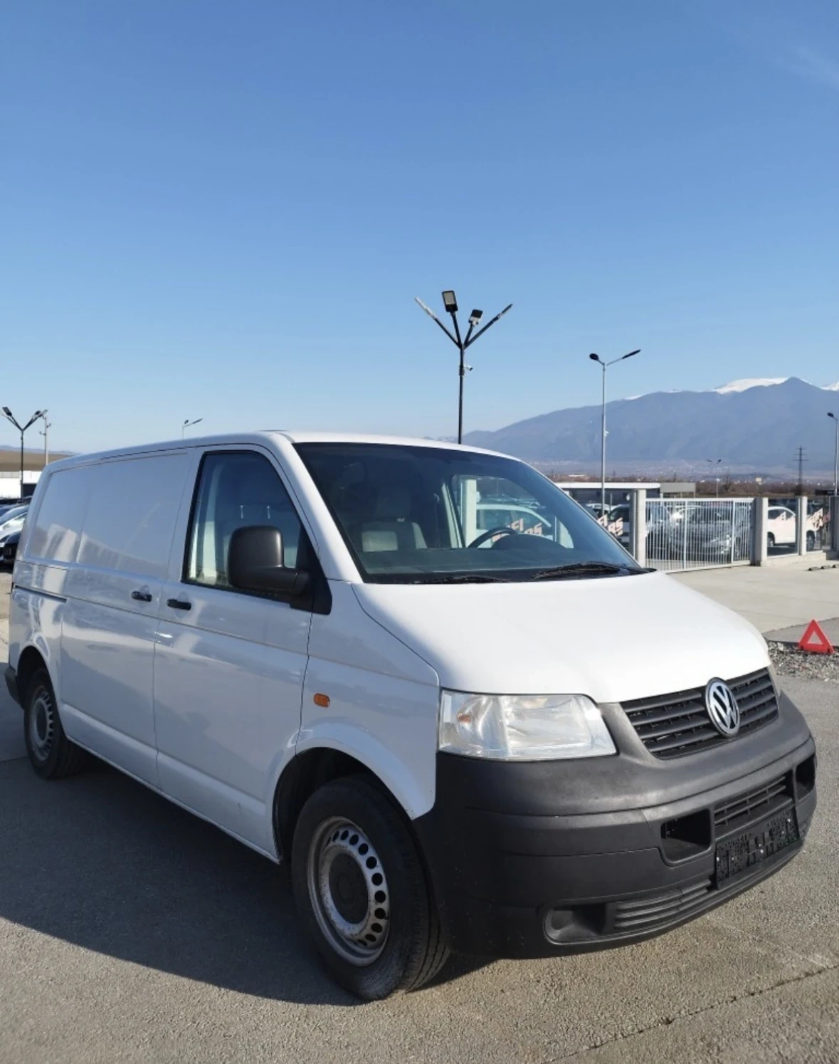 VW Transporter 1.9TDI 105hp - изображение 2