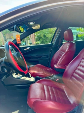 Alfa Romeo Giulietta 1.4Turbo Multiair Кожа/Навигация/Автомат, снимка 9