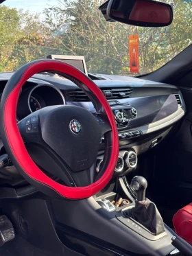 Alfa Romeo Giulietta 1.4Turbo Multiair Кожа/Навигация/Автомат, снимка 8
