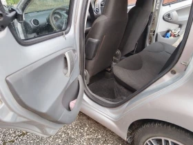 Toyota Aygo - 2555 € / 4997.15 лв. - 21121046 14