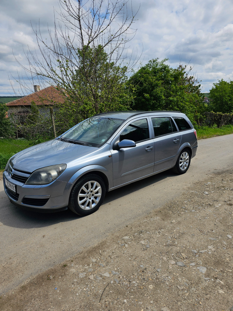 Opel Astra, снимка 1 - Автомобили и джипове - 45559733