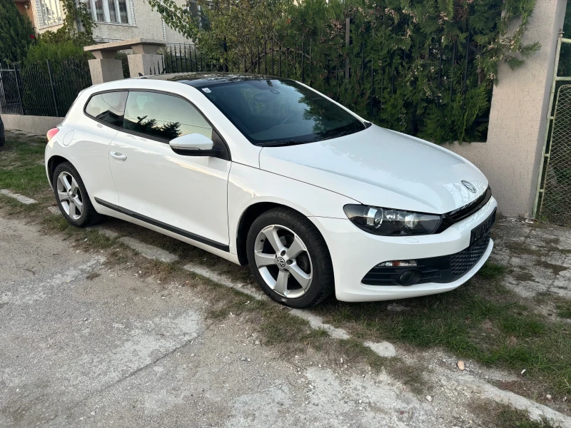 VW Scirocco 2.0 TDI, снимка 3 - Автомобили и джипове - 47603096