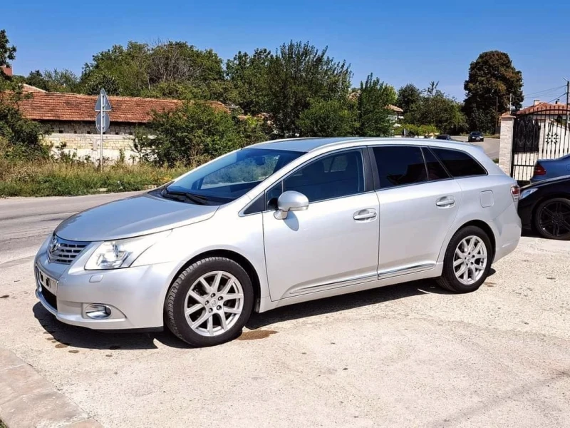 Toyota Avensis ТОП!! ЛИЗИНГ!! БАРТЕР!! 2.0 126кс., снимка 1 - Автомобили и джипове - 48072743