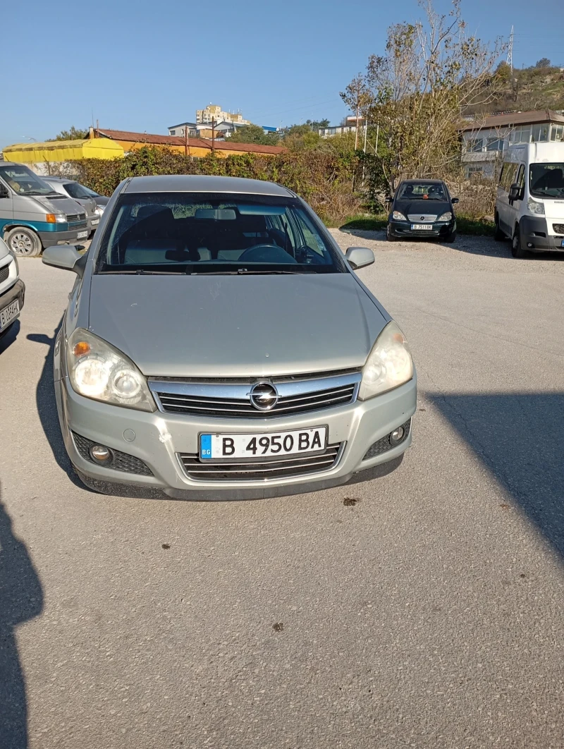 Opel Astra 1.7 cdti, снимка 7 - Автомобили и джипове - 47988048