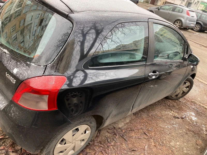 Toyota Yaris, снимка 6 - Автомобили и джипове - 48529122