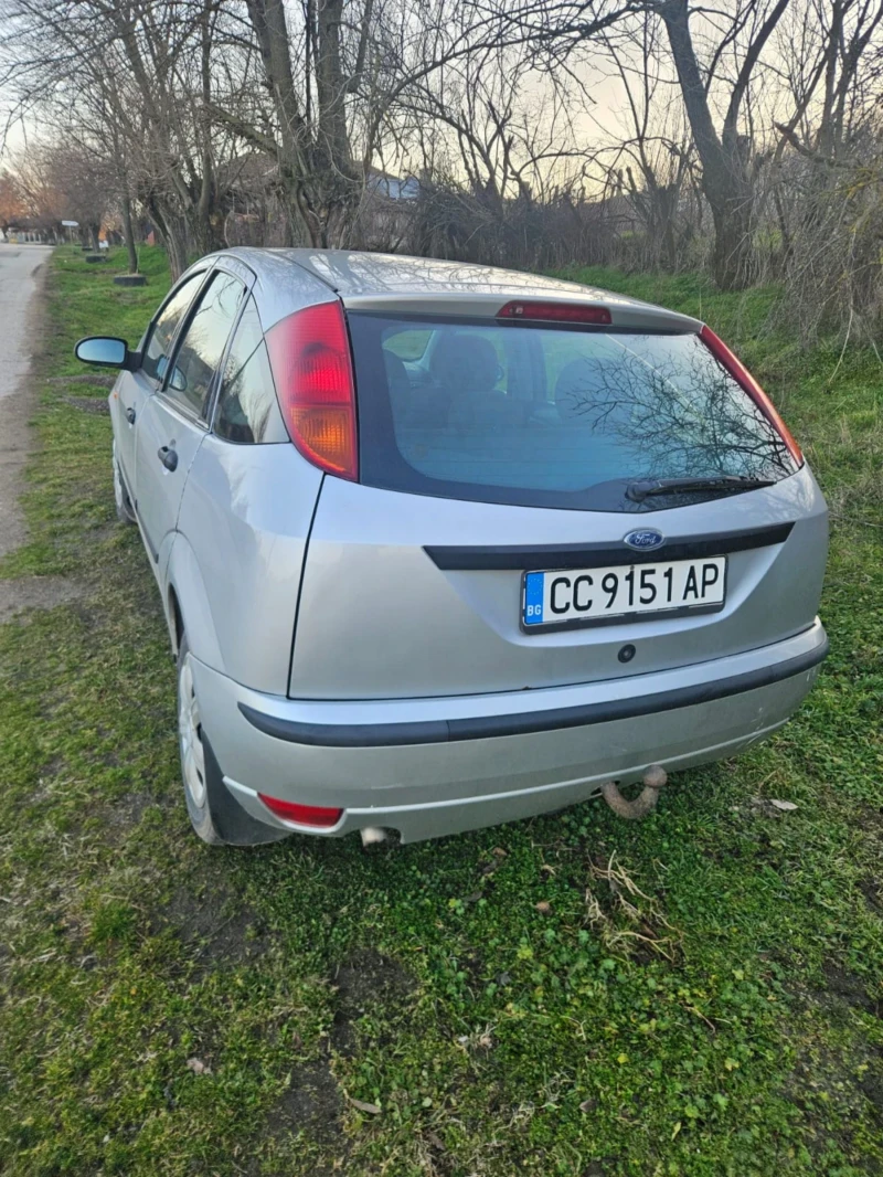 Ford Focus 1.8TDCI, снимка 4 - Автомобили и джипове - 49092335