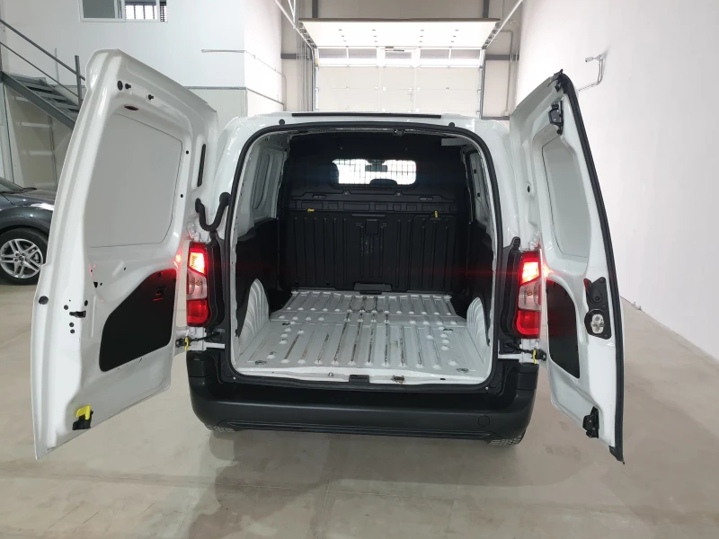 Toyota Proace City 1, 5 D-4D / 2020 / 60 616км, снимка 15 - Автомобили и джипове - 49762226