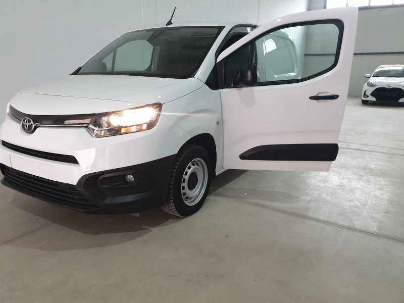 Toyota Proace City 1, 5 D-4D / 2020 / 60 616км, снимка 4 - Автомобили и джипове - 49762226