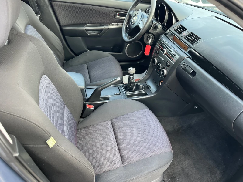 Mazda 3 1.6HDI, снимка 10 - Автомобили и джипове - 50259080