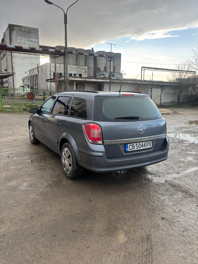 Opel Astra 1.6, снимка 5 - Автомобили и джипове - 53023335
