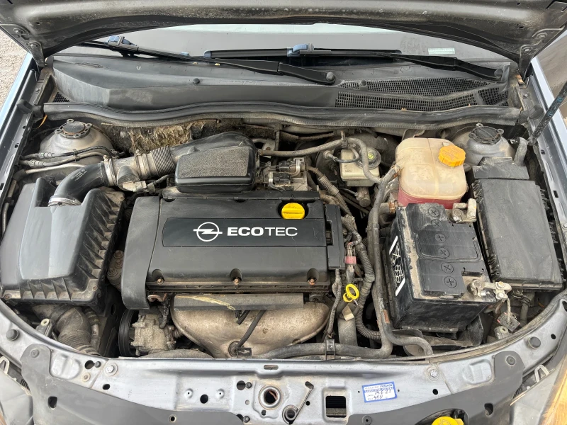 Opel Astra 1.6, снимка 12 - Автомобили и джипове - 53023335