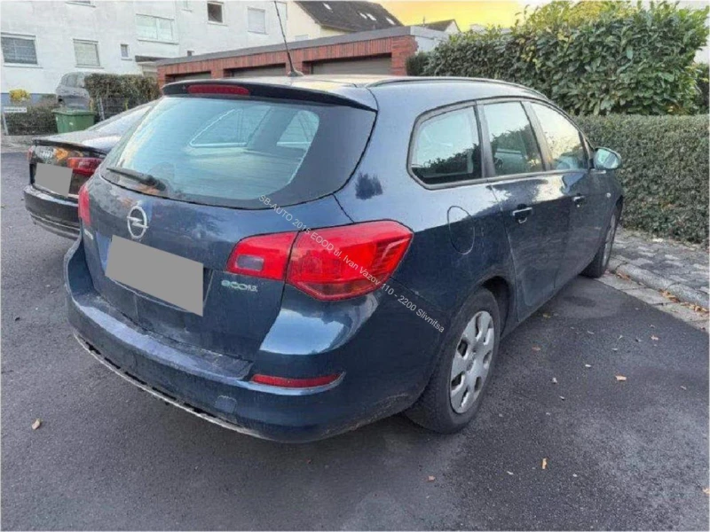 Opel Astra CDTI Германия Клима Подгрев 1-Собственик, снимка 6 - Автомобили и джипове - 53050422