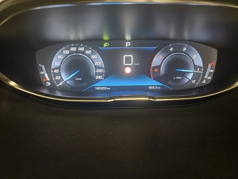 Peugeot 5008, снимка 13 - Автомобили и джипове - 53259211