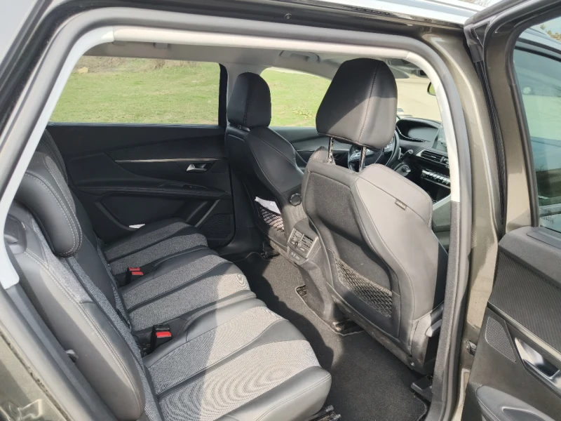 Peugeot 5008, снимка 6 - Автомобили и джипове - 53259211
