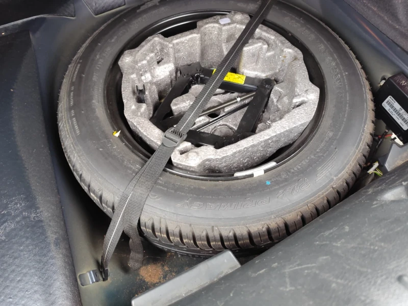 Citroen C5 2.0 HDI Автоматик, снимка 13 - Автомобили и джипове - 53323682