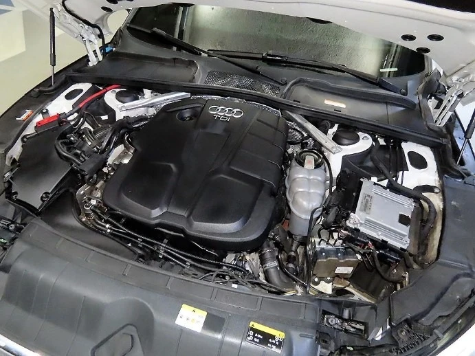 Audi A5 QUATTRO TECHNIK * КРАЙНА ЦЕНА* FULL S-LINE, снимка 6 - Автомобили и джипове - 56244015