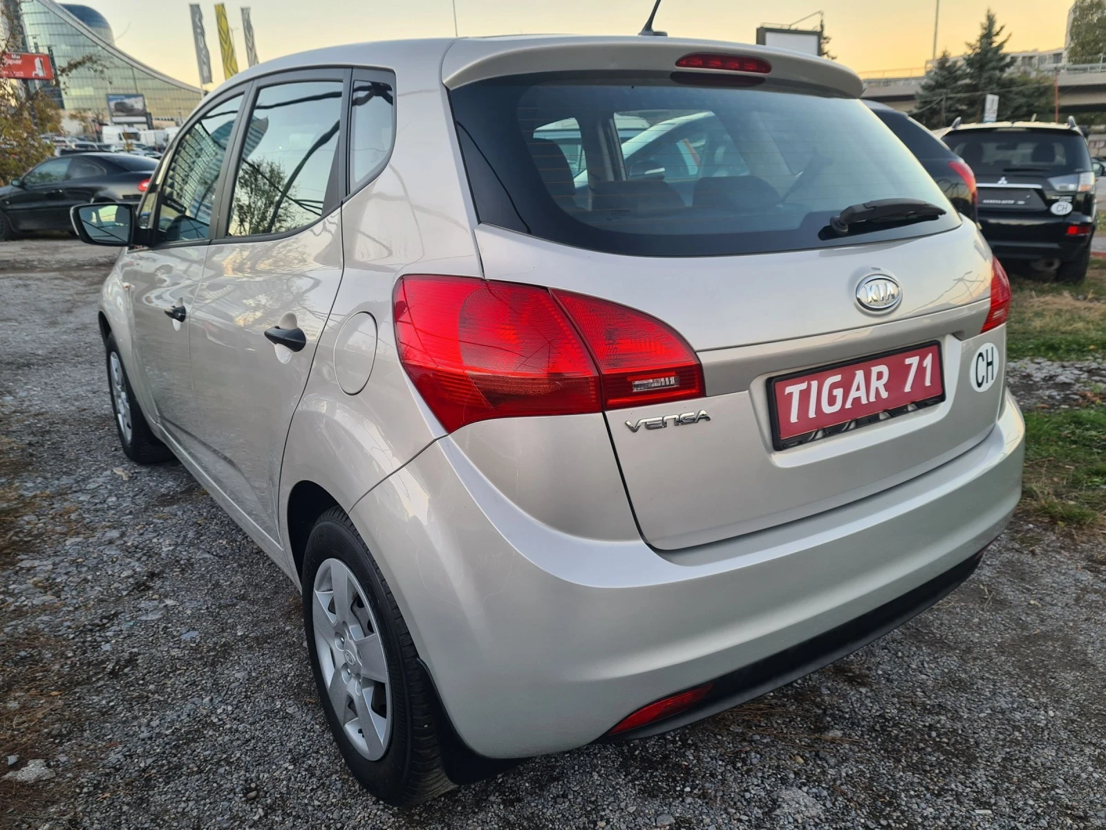 Kia Venga 1.4i 90p.s SWISS  - изображение 7