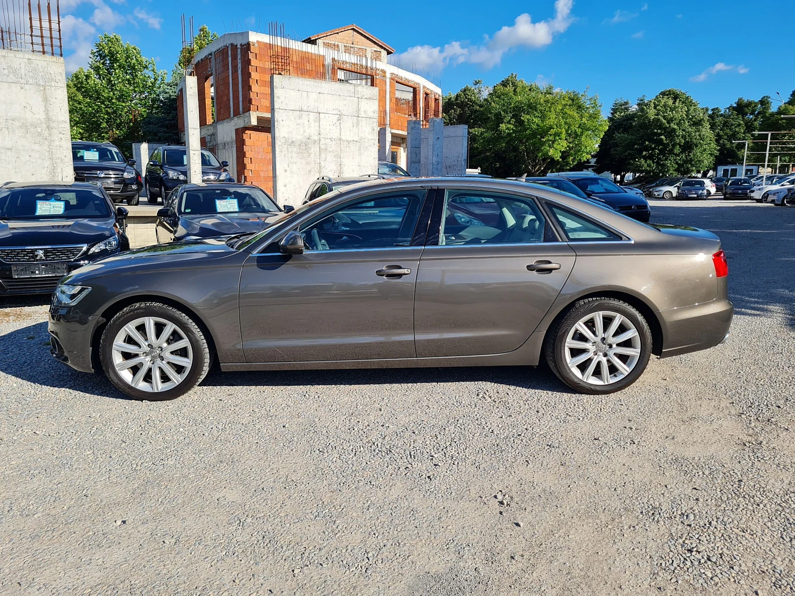 Audi A6 245кс/4x4/MATRIX/KEYLESS/DISTRONIK/ - изображение 8