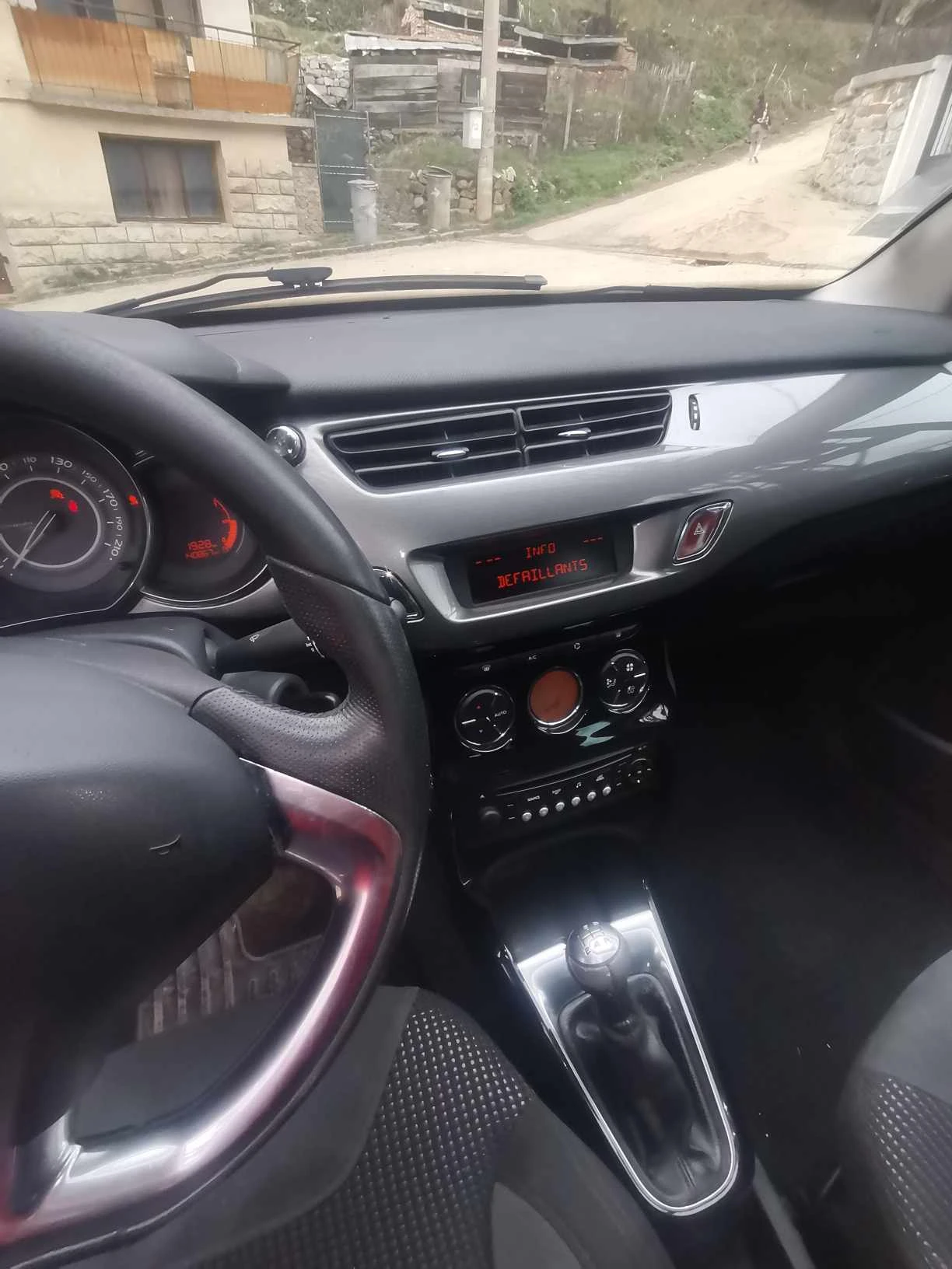 Citroen C3 1.6 90 - изображение 6