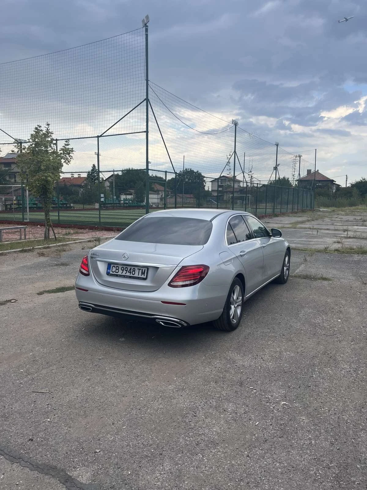 Mercedes-Benz E 220  - изображение 6