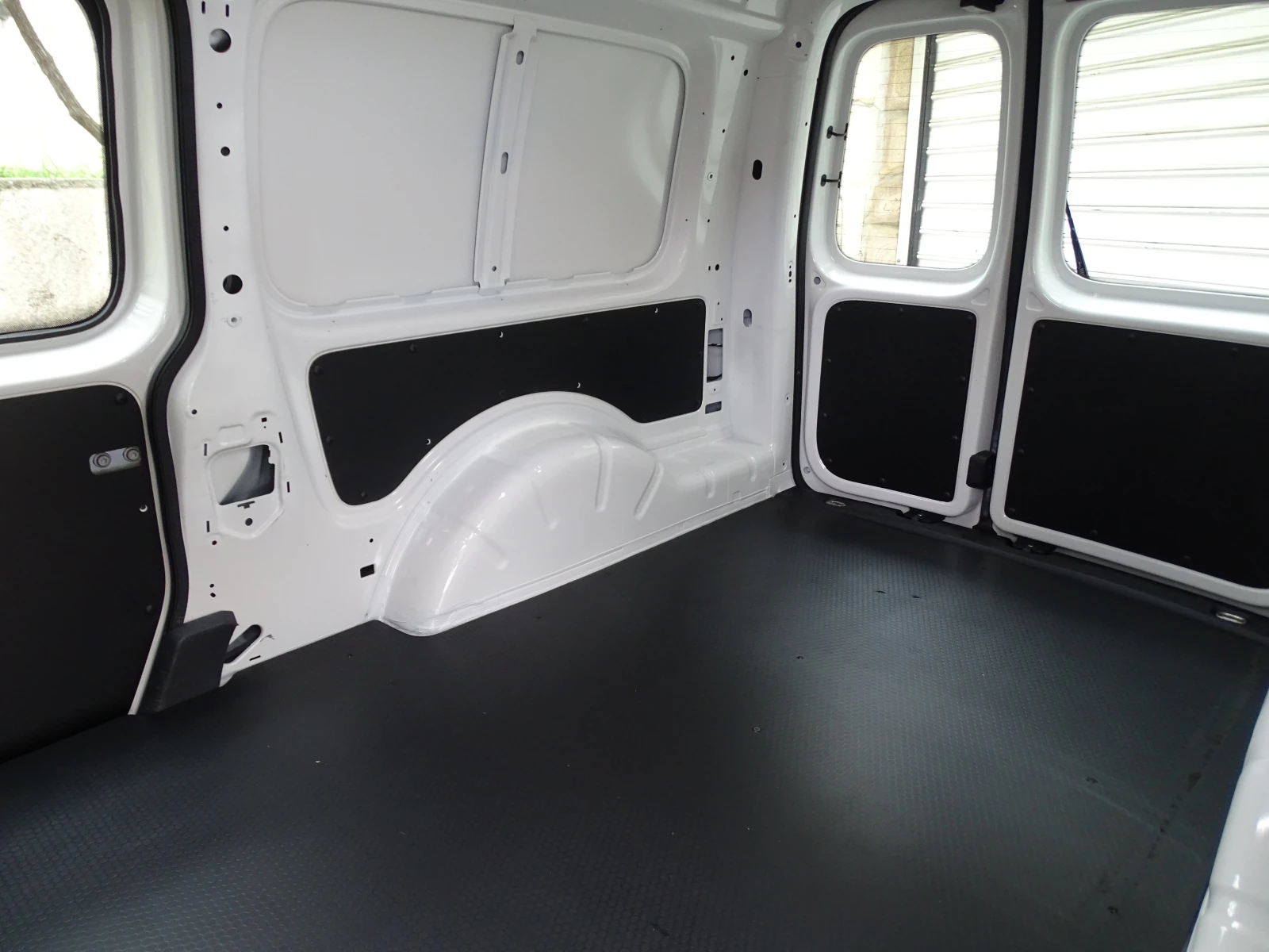 VW Caddy 1.4 KLIMA CNG N1 MAXI  EURO 6 A | Mobile.bg   13