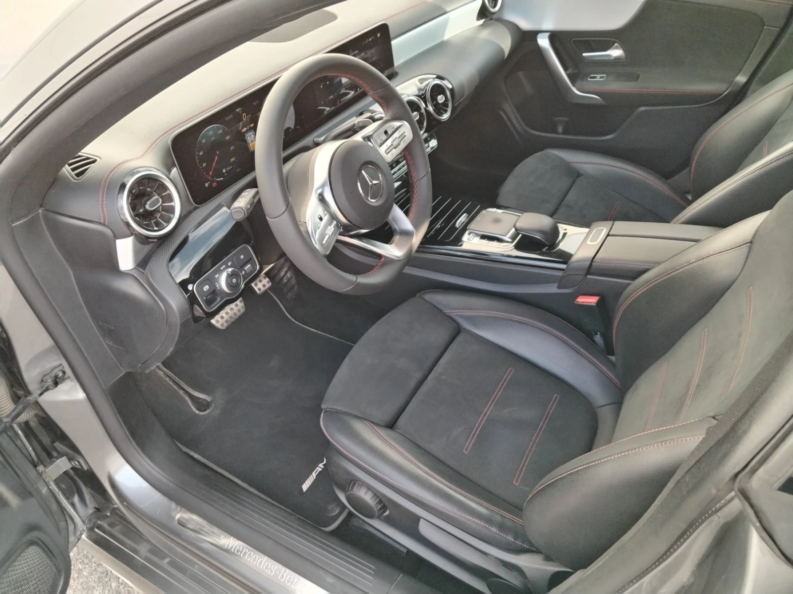 Mercedes-Benz CLA 180 D - изображение 8