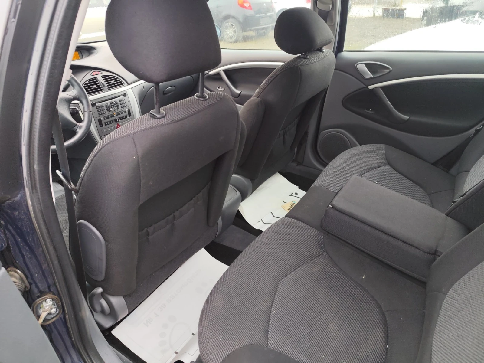 Citroen C5 2.0 HDI Автоматик - изображение 8