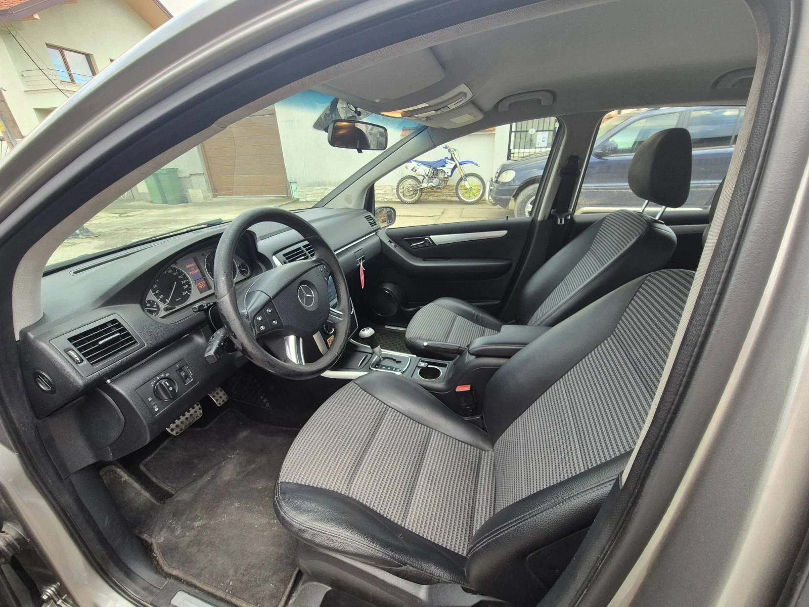 Mercedes-Benz B 200  - изображение 2