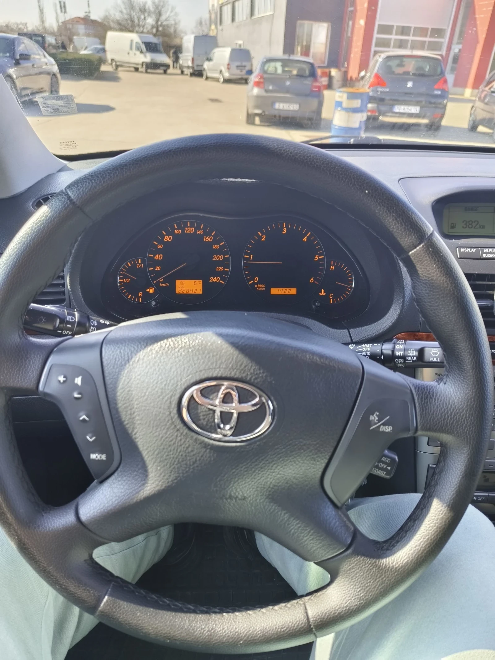 Toyota Avensis T25, снимка 10 - Автомобили и джипове - 53776867