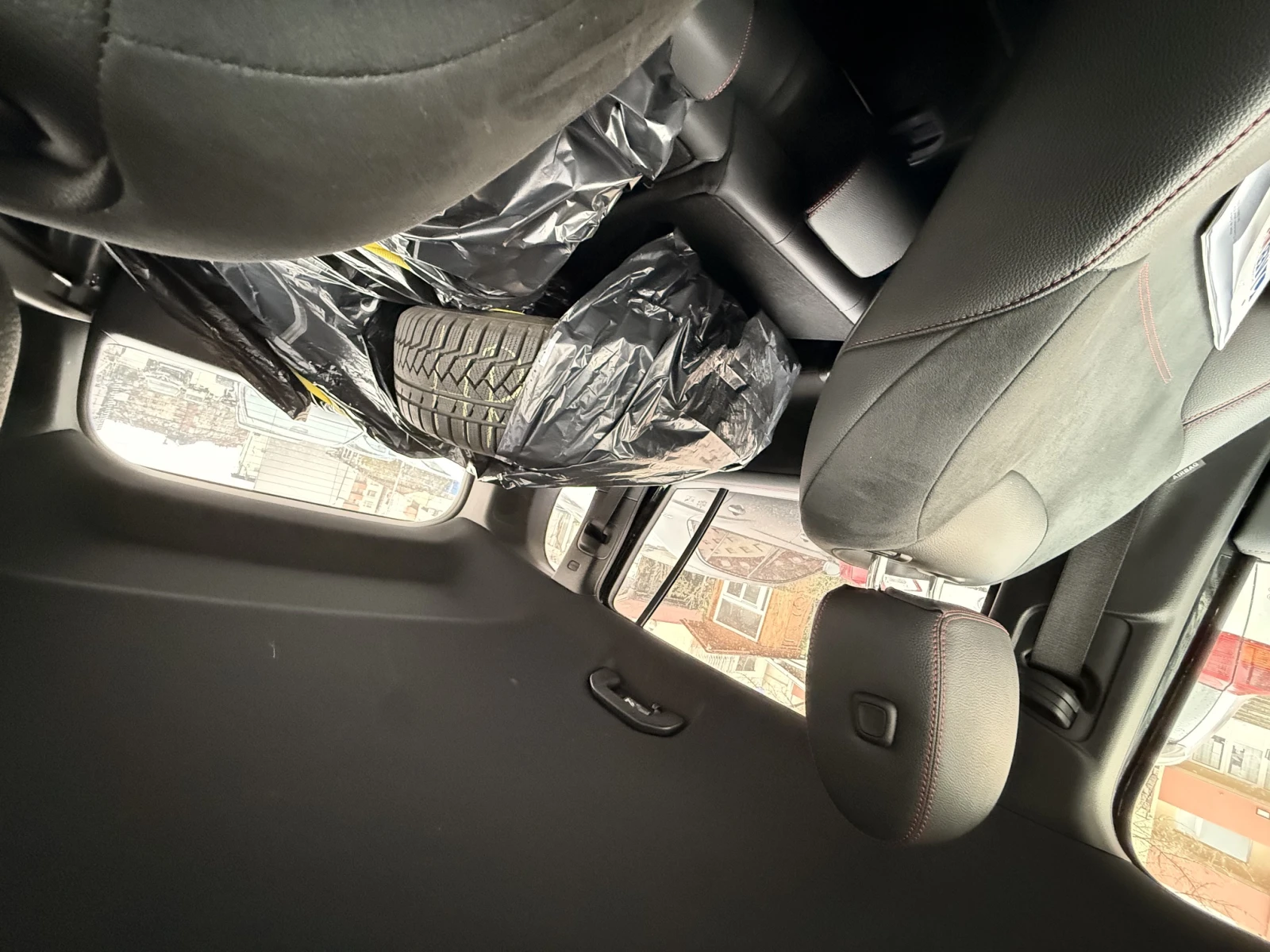 Mercedes-Benz EQB 250+ , снимка 10 - Автомобили и джипове - 54084642