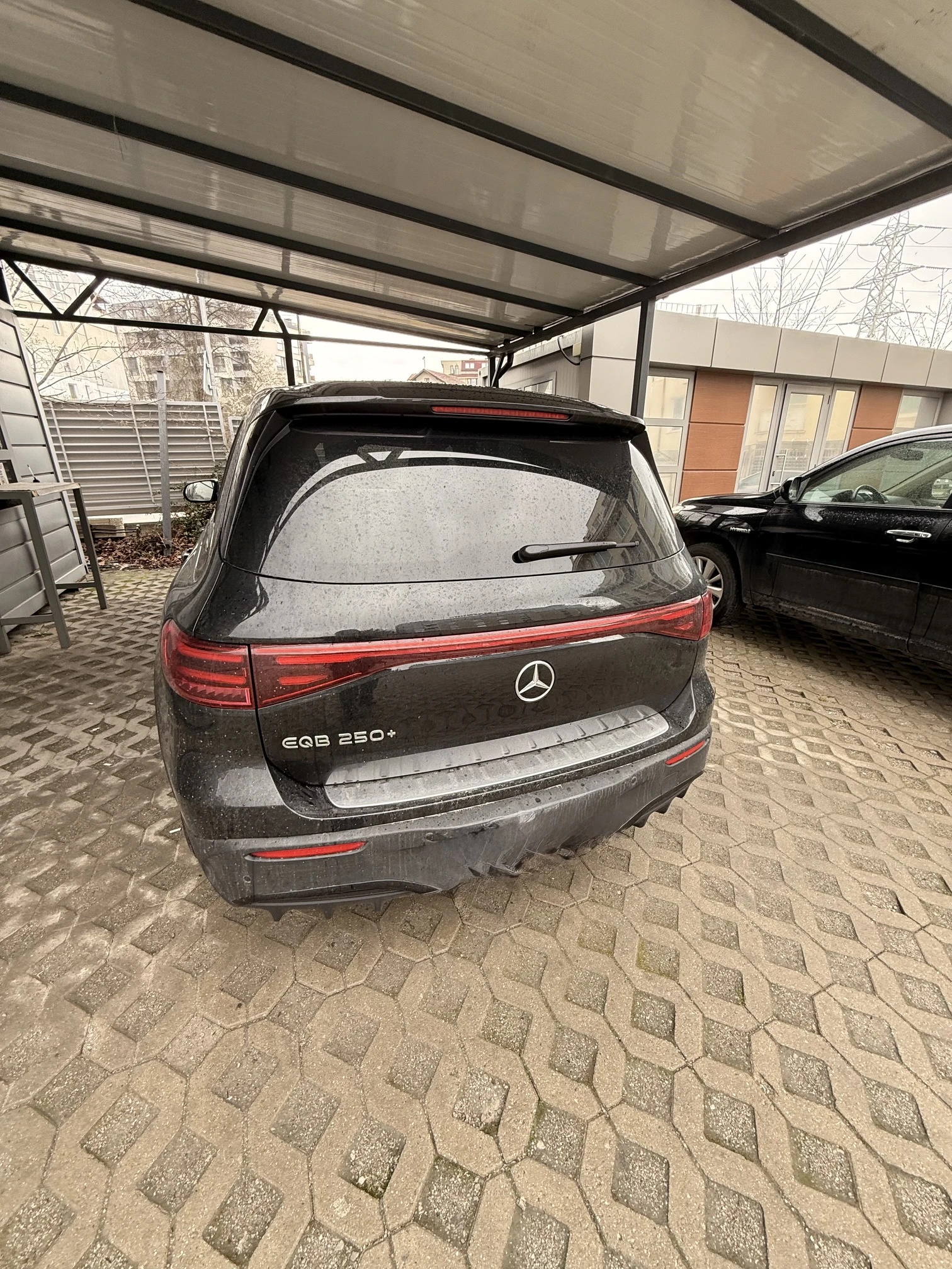 Mercedes-Benz EQB 250+ , снимка 6 - Автомобили и джипове - 54084642