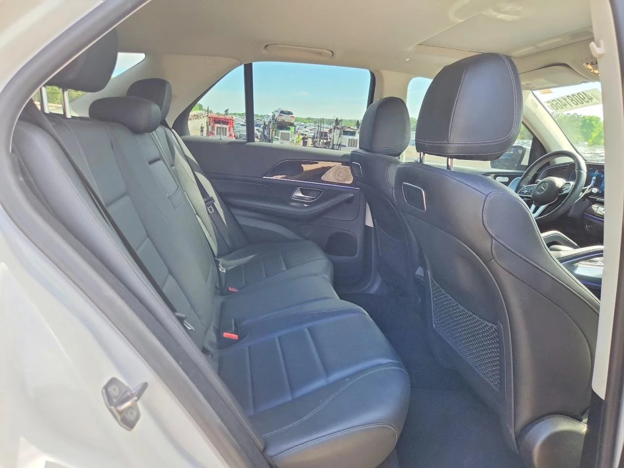 Mercedes-Benz GLE 450 3.0l 4Matic, снимка 11 - Автомобили и джипове - 54417289
