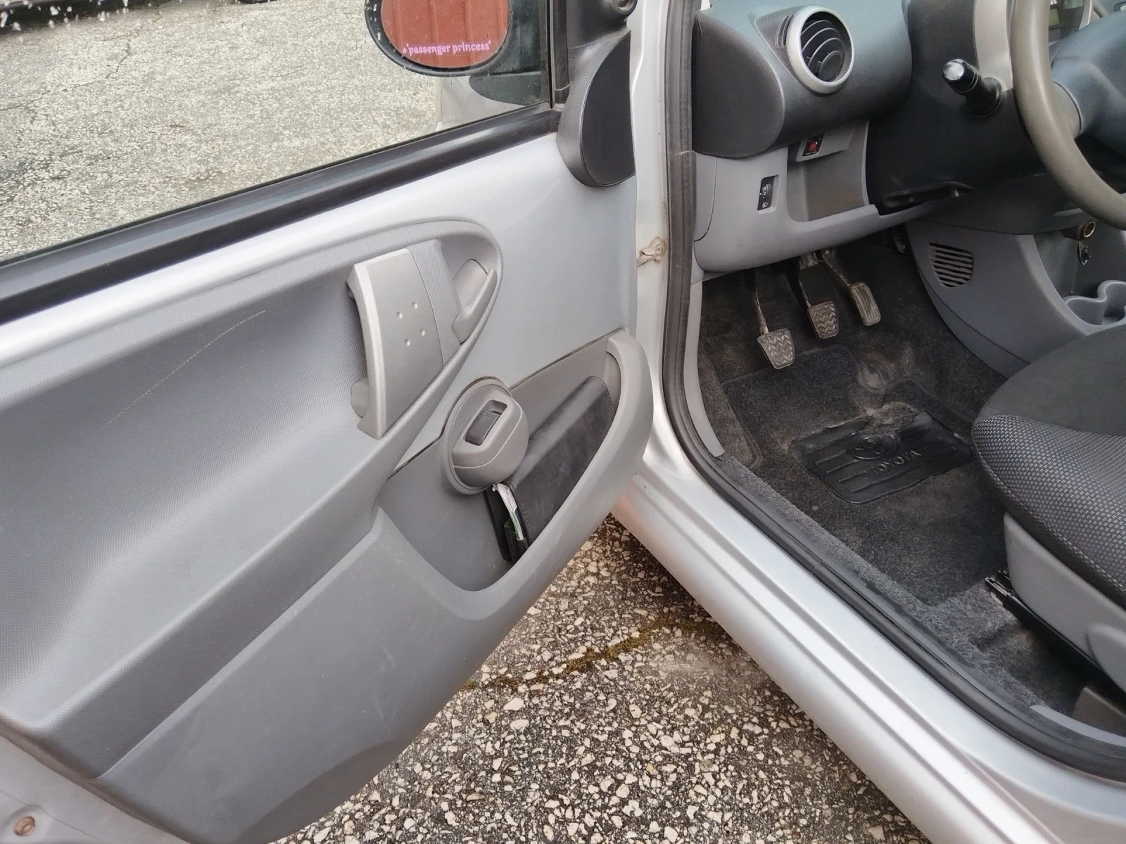 Toyota Aygo, снимка 17 - Автомобили и джипове - 54742748