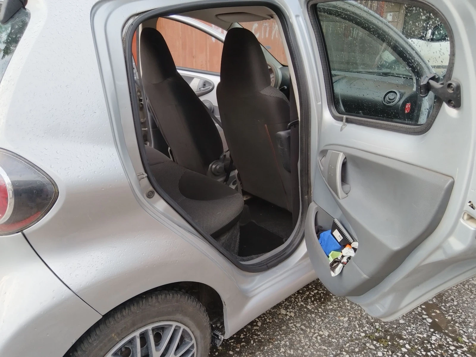 Toyota Aygo, снимка 16 - Автомобили и джипове - 54742748