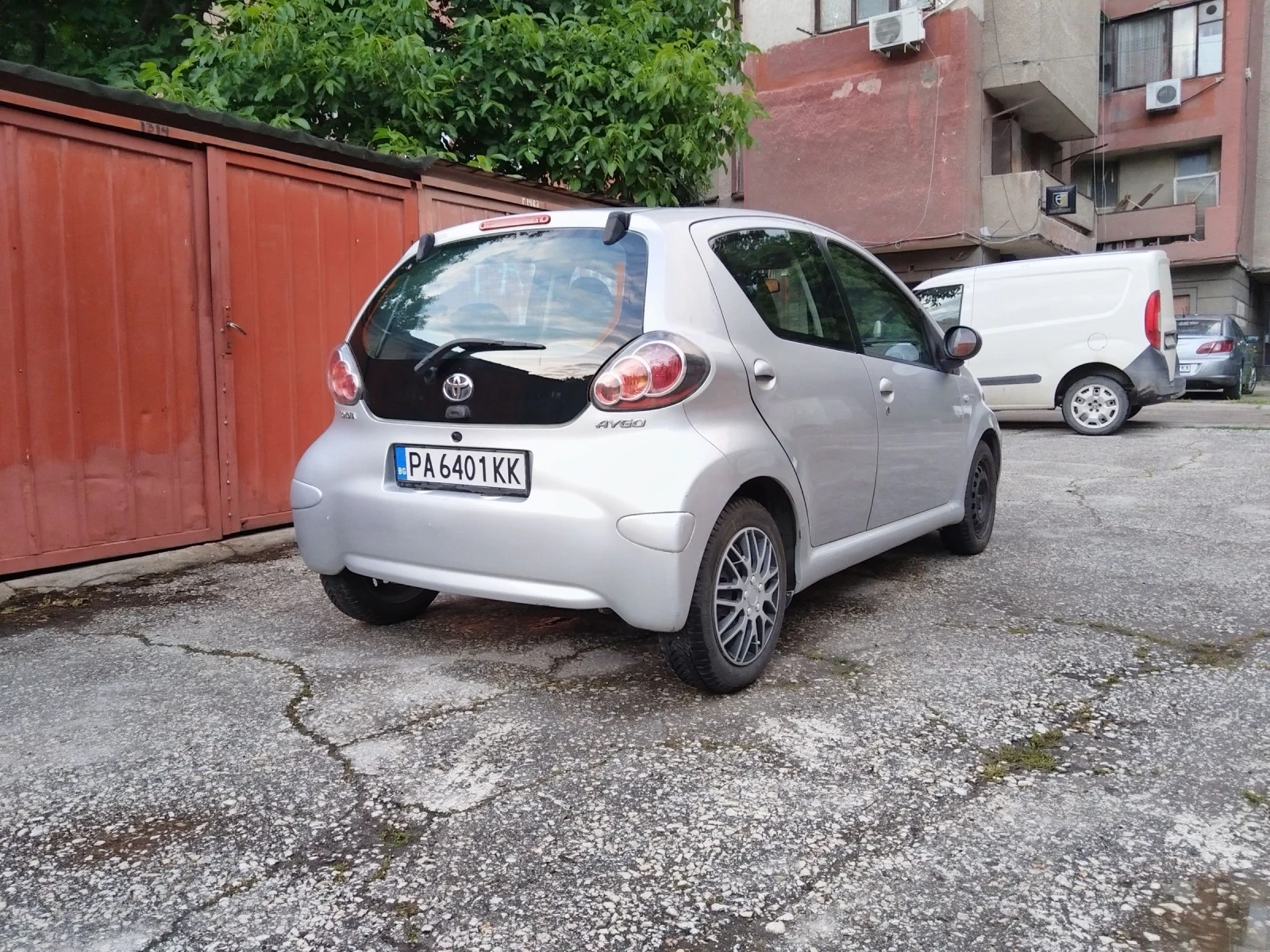 Toyota Aygo, снимка 6 - Автомобили и джипове - 54742748