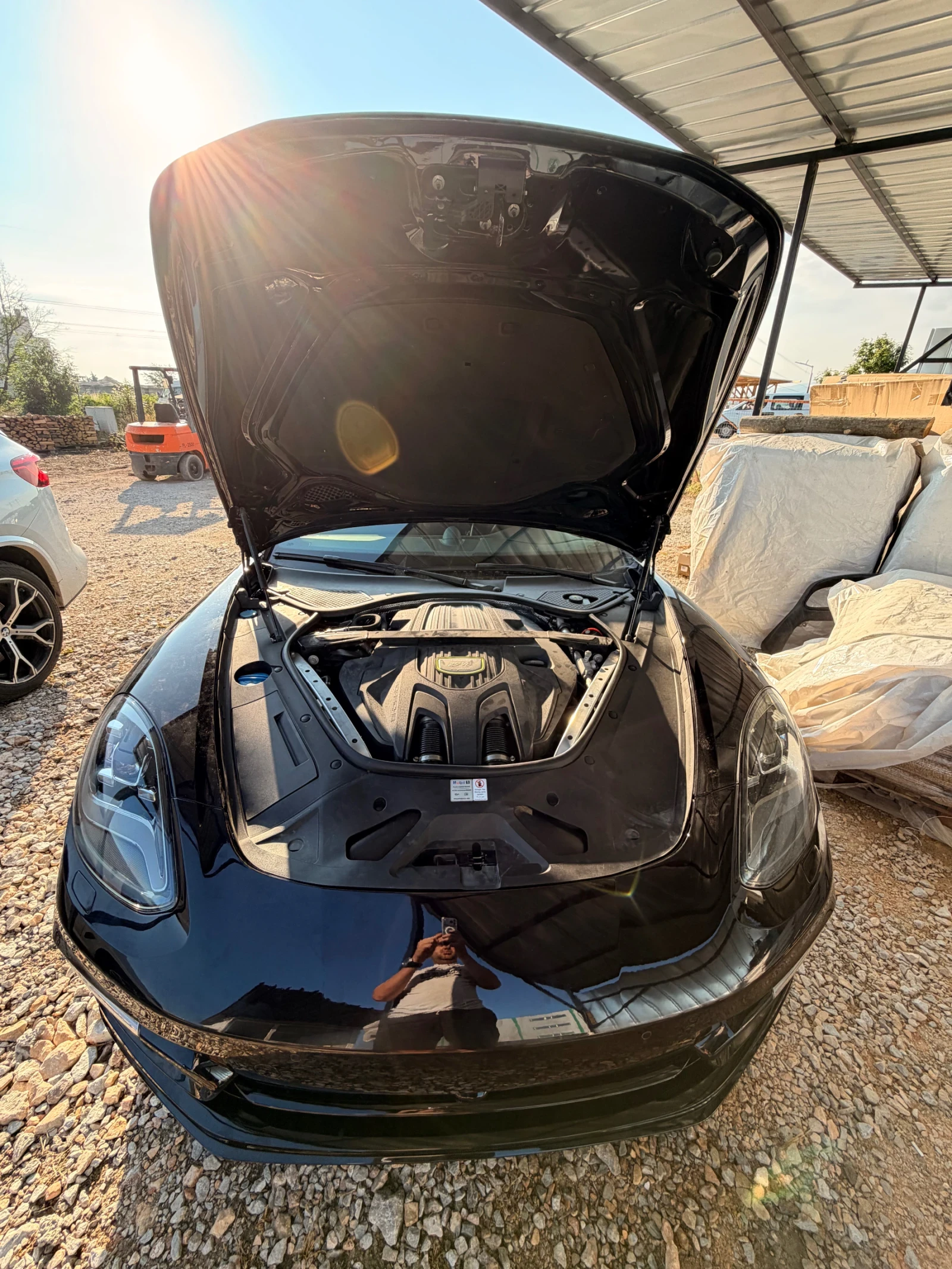 Porsche Panamera E-Hybrid* GTS* R21* Night Vision* Soft Close* , снимка 11 - Автомобили и джипове - 54877283