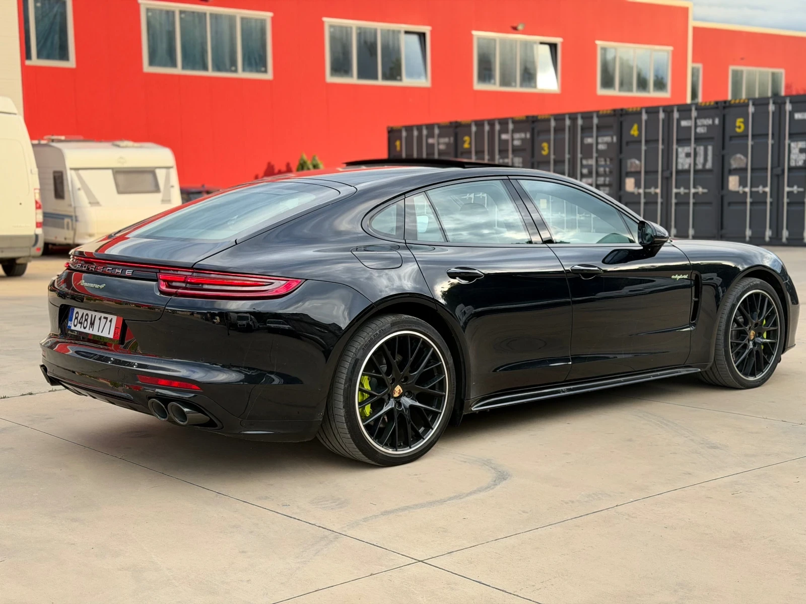 Porsche Panamera E-Hybrid* GTS* R21* Night Vision* Soft Close* , снимка 8 - Автомобили и джипове - 54877283