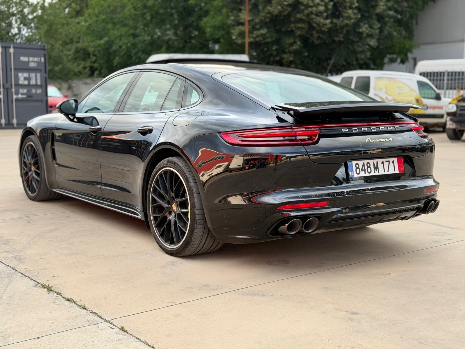 Porsche Panamera E-Hybrid* GTS* R21* Night Vision* Soft Close* , снимка 10 - Автомобили и джипове - 54877283