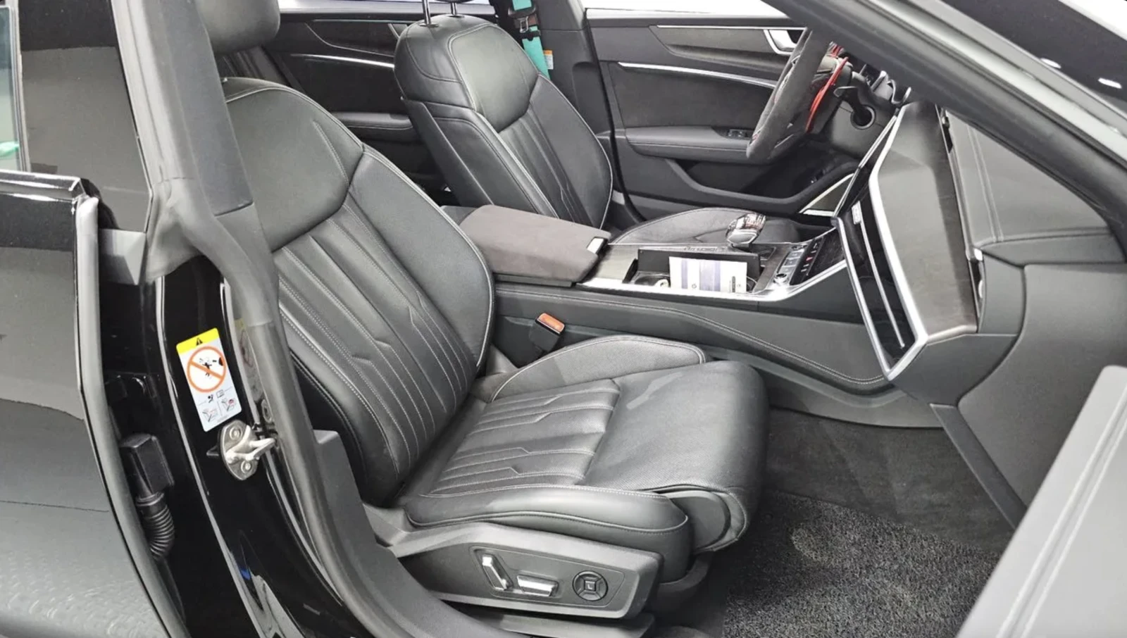 Audi A7 55 TFS Quattro / RS 7 ПАКЕТ / B&O/ 360 / МАСАЖ /, снимка 14 - Автомобили и джипове - 55090027