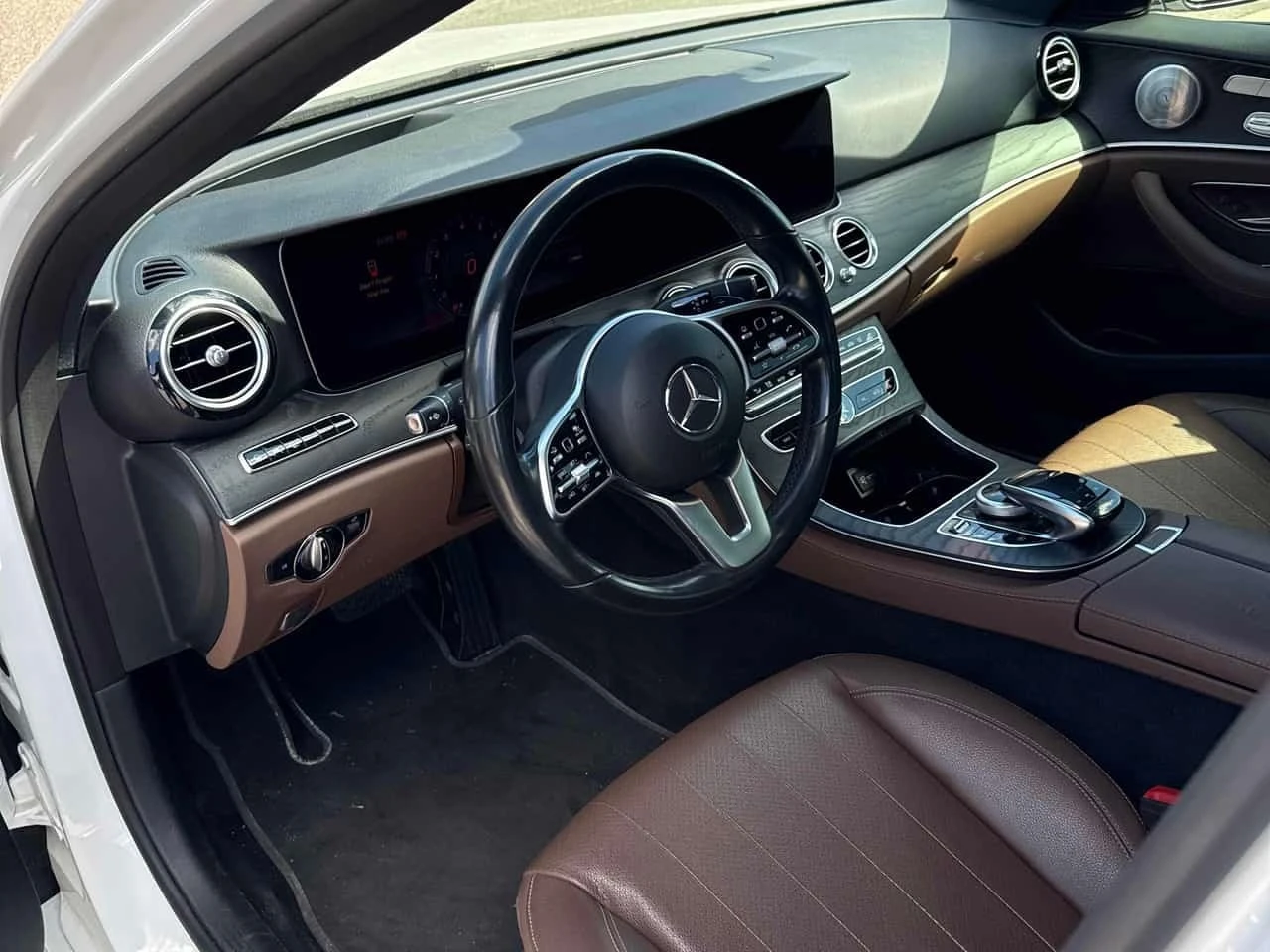 Mercedes-Benz E 350 * АВТОКРЕДИТ * ГЛАВНО ПРЕДСТАВИТЕЛСТВО, снимка 7 - Автомобили и джипове - 56186936