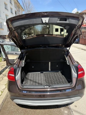 Mercedes-Benz GLA 200, снимка 9
