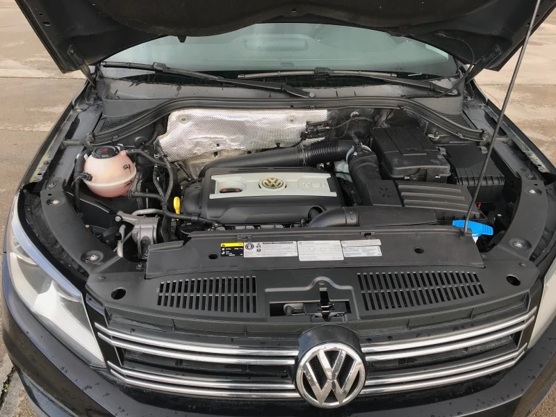 VW Tiguan 2.0 TSI 4MOTION, снимка 6 - Автомобили и джипове - 47187894