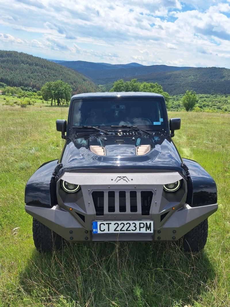 Jeep Wrangler Unlimited ГАЗ/LPG, снимка 1 - Автомобили и джипове - 49569749