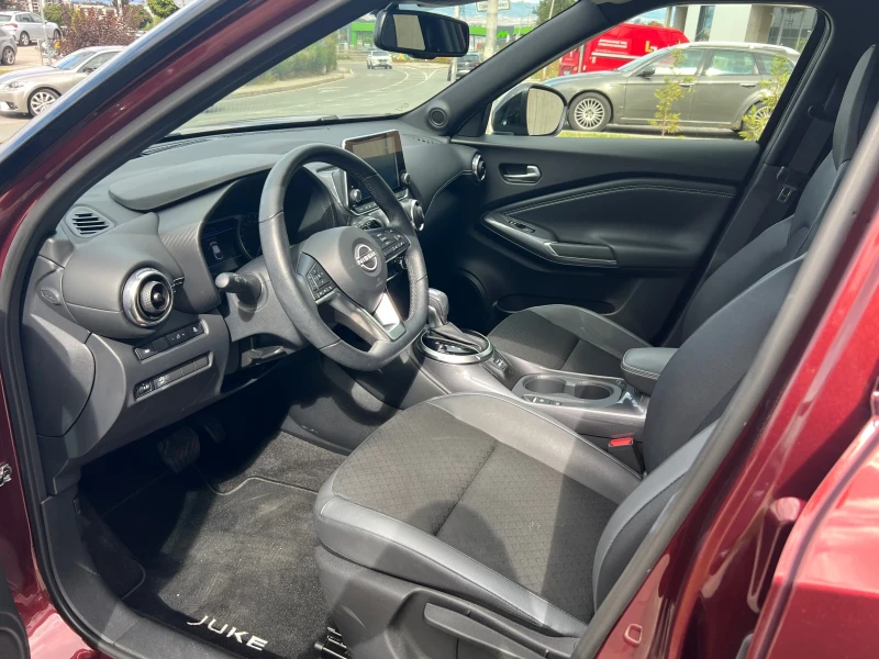 Nissan Juke, снимка 14 - Автомобили и джипове - 47310295