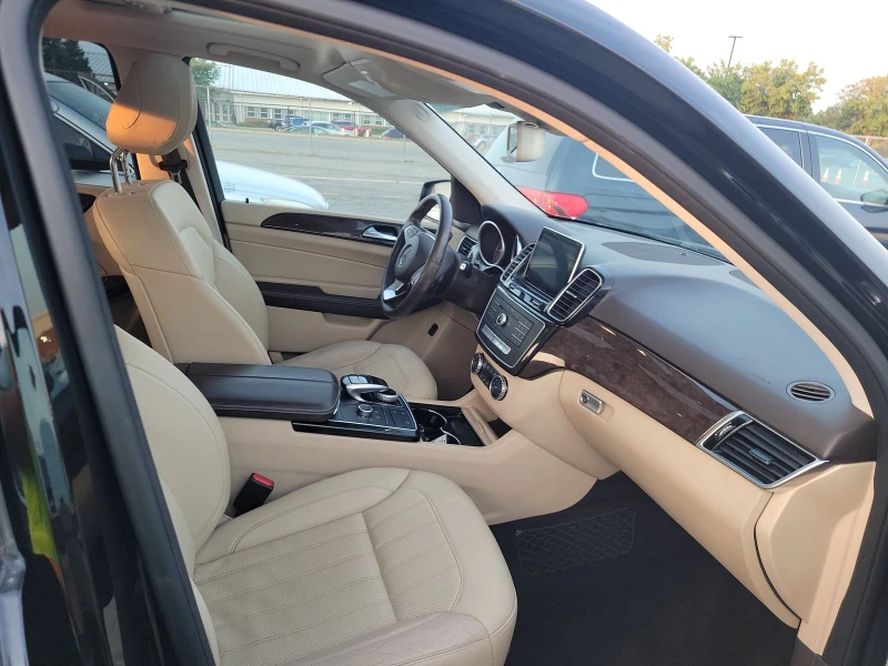 Mercedes-Benz GLE 350 4matic* Harman Kardon* Подгрев* Distronic, снимка 10 - Автомобили и джипове - 48405609